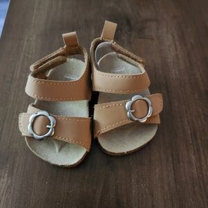 Tan Kids Sandals with Flower Buckle